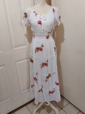 🌺 Like New Kindred Embroidered Gypsy Style Maxi Dress